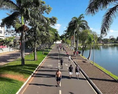 Água com gás faz mal? Suco ou refrigerante zero? No calorão, veja o que é melhor para se hidratar