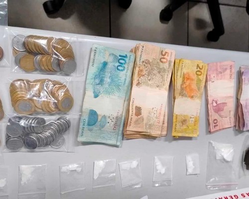 Polícia apreende maconha, haxixe, cocaína e ecstasy em apartamento no Caramuru; morador foi preso