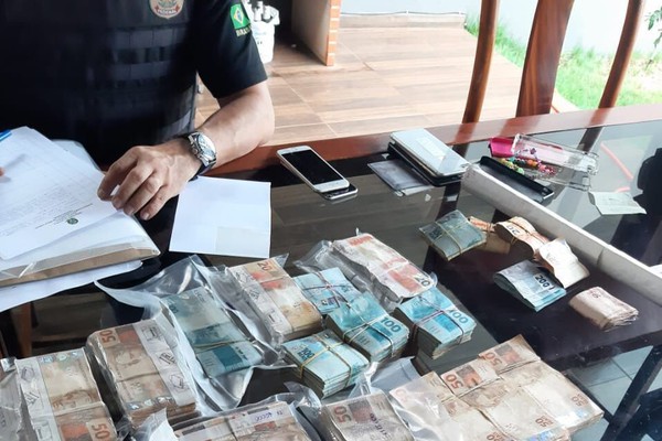 Operação Balada da PF de Uberlândia tem 95 presos e armas, dinheiro e 115 carros apreendidos