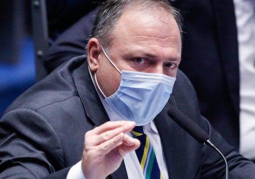 Quanto Bolsonaro pagará por cada uma das milhares de mortes que causou?