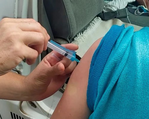 Vacina contra a gripe começa a ser aplicada amanhã em Patos de Minas; saiba quem pode ser imunizado
