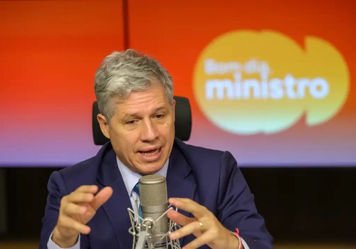 Plano Safra vai reduzir preços dos alimentos, diz ministro